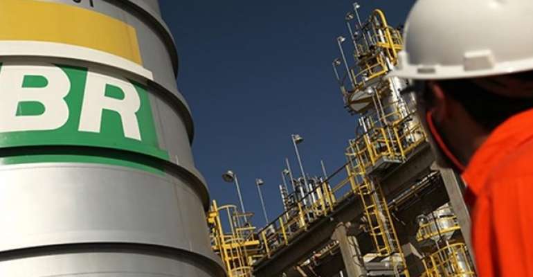 Petrobras não vai pagar mais PLR para os funcionários
