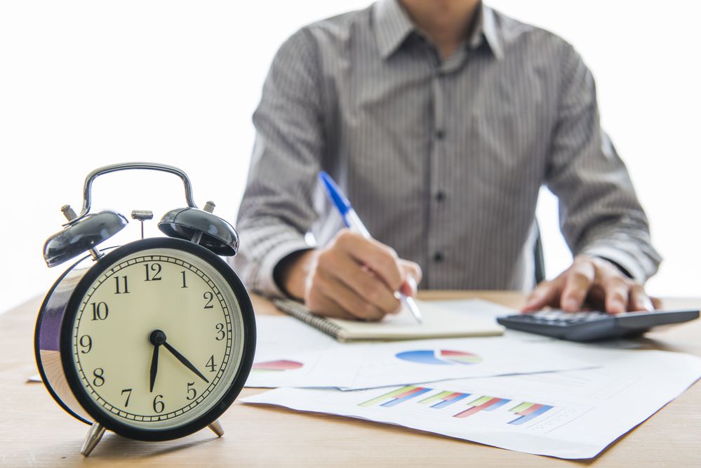 Bancário consegue integrar gratificação semestral no cálculo das horas extras