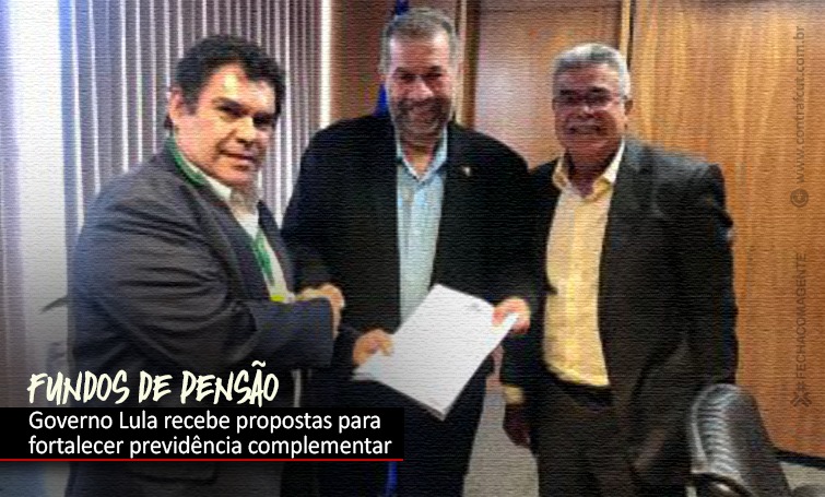 Agenda positiva para previdência complementar é entregue ao ministro Carlos Lupi