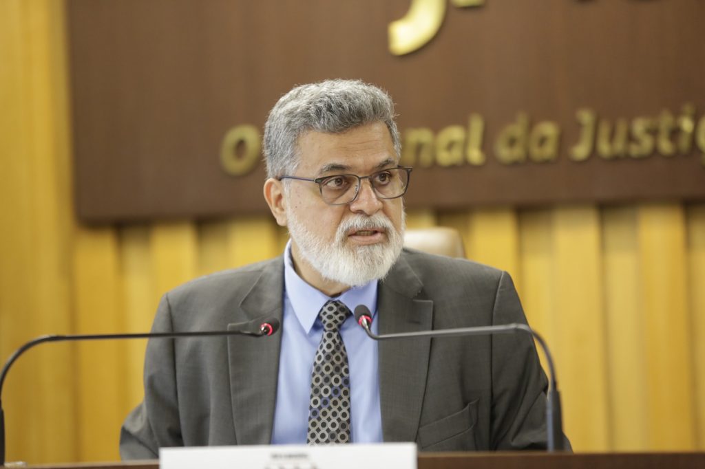Presidente do TST celebra democracia e valorização do trabalho nos 35 anos da Constituição Federal