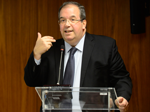 Documentos essenciais ao processo devem ser entregues na inicial, confirma STJ