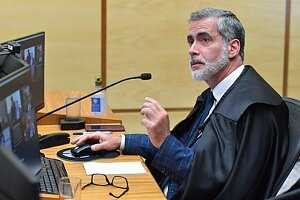 Reconhecimento pessoal, por si só, não prova autoria do delito, reafirma ministro