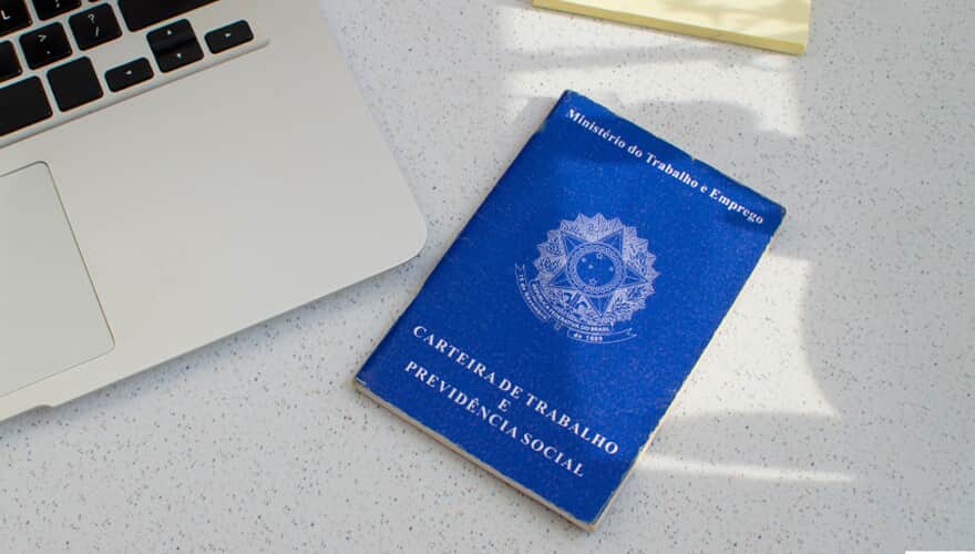 Posso ser CLT e PJ ao mesmo tempo? Entenda o que diz a lei trabalhista E