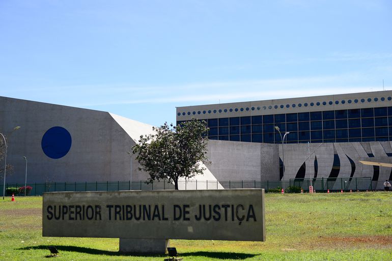 Intimação do devedor fiduciante sobre data do leilão só se tornou obrigatória após 2017, decide Quarta Turma
